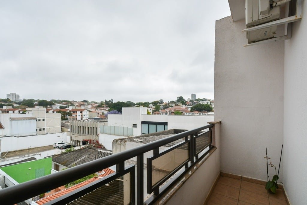 Casa à venda com 3 quartos, 244m² - Foto 7