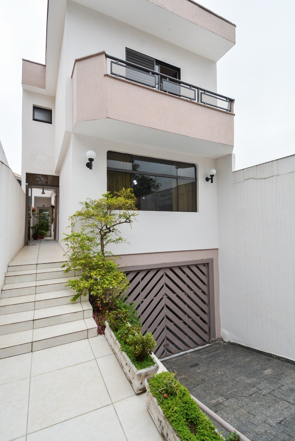 Casa à venda com 3 quartos, 244m² - Foto 4