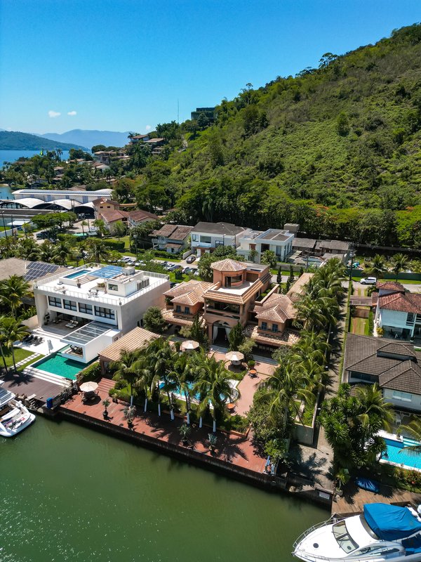 PALÁCIO DO MAR À VENDA NO CONDOMÍNIO PORTO FRADE - ANGRA DOS REIS Condomínio Frade Angra dos Reis - 