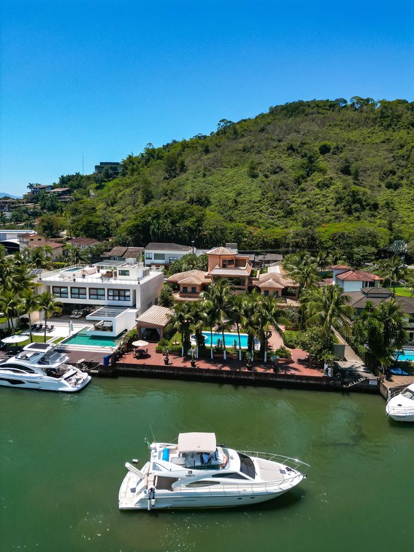 PALÁCIO DO MAR À VENDA NO CONDOMÍNIO PORTO FRADE - ANGRA DOS REIS Condomínio Frade Angra dos Reis - 