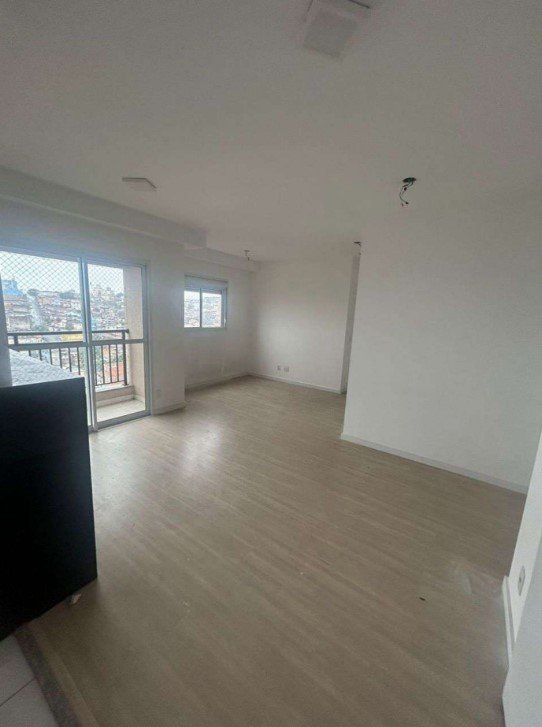 Apartamento à venda e aluguel com 3 quartos, 66m² - Foto 2