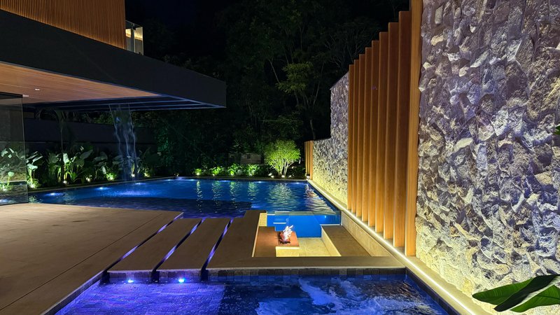 MANSÃO ESPETACULAR NA RIVIERA DE SÃO LOURENÇO – LUXO E SOFISTICAÇÃO E EXCLUSIVIDADE - Bertioga - 