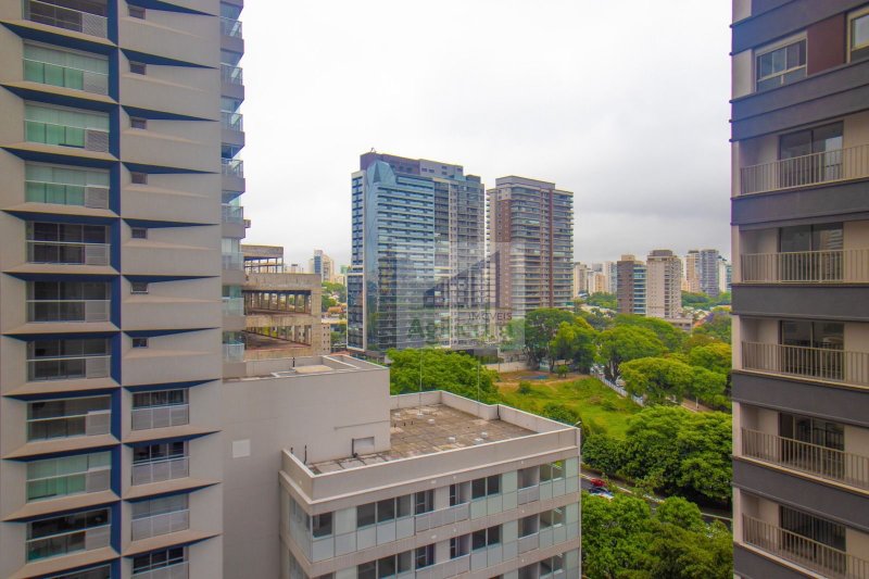 APARTAMENTO À VENDA EM VILA CLEMENTINO COM 3 DORMITÓRIOS Rua Loefgren São Paulo - 