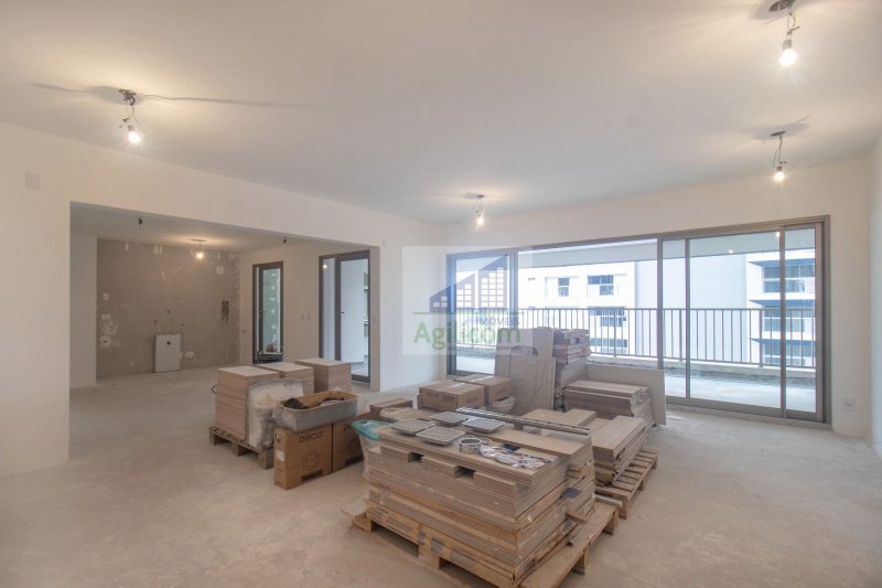 APARTAMENTO À VENDA EM VILA CLEMENTINO COM 3 DORMITÓRIOS Rua Loefgren São Paulo - 
