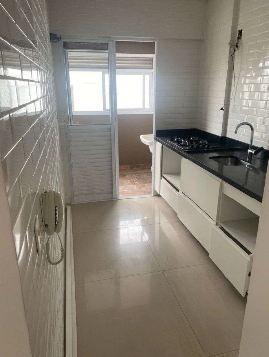 Apartamento à venda e aluguel com 2 quartos, 81m² - Foto 2