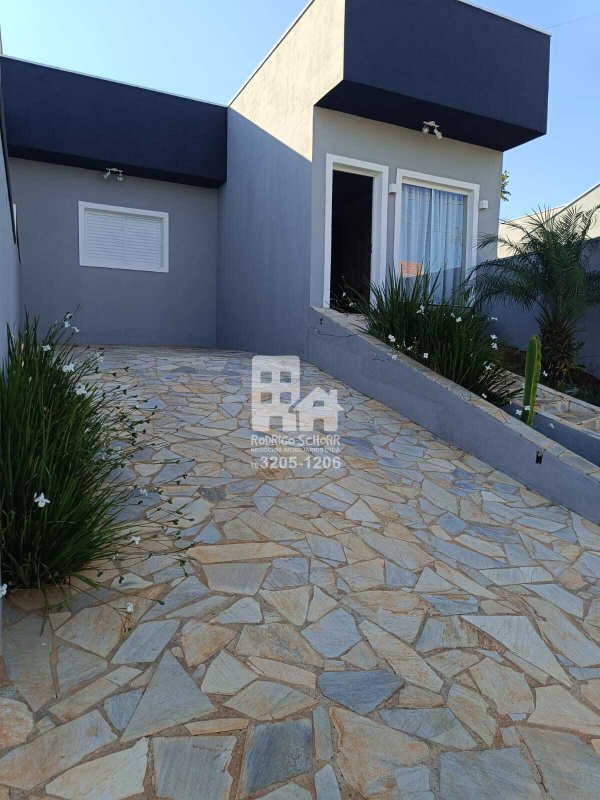 Casa no Condomínio Bella Vitta com 2 quartos e 1 suite com móveis planejados!  Tatuí - 