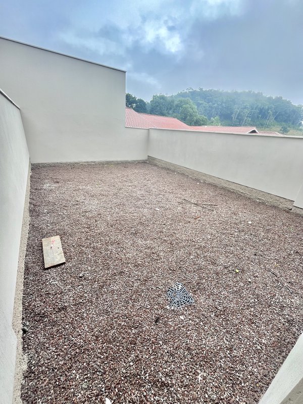 SOBRADO COM 2 SUÍTES EM DOM JOAQUIM - Brusque - 