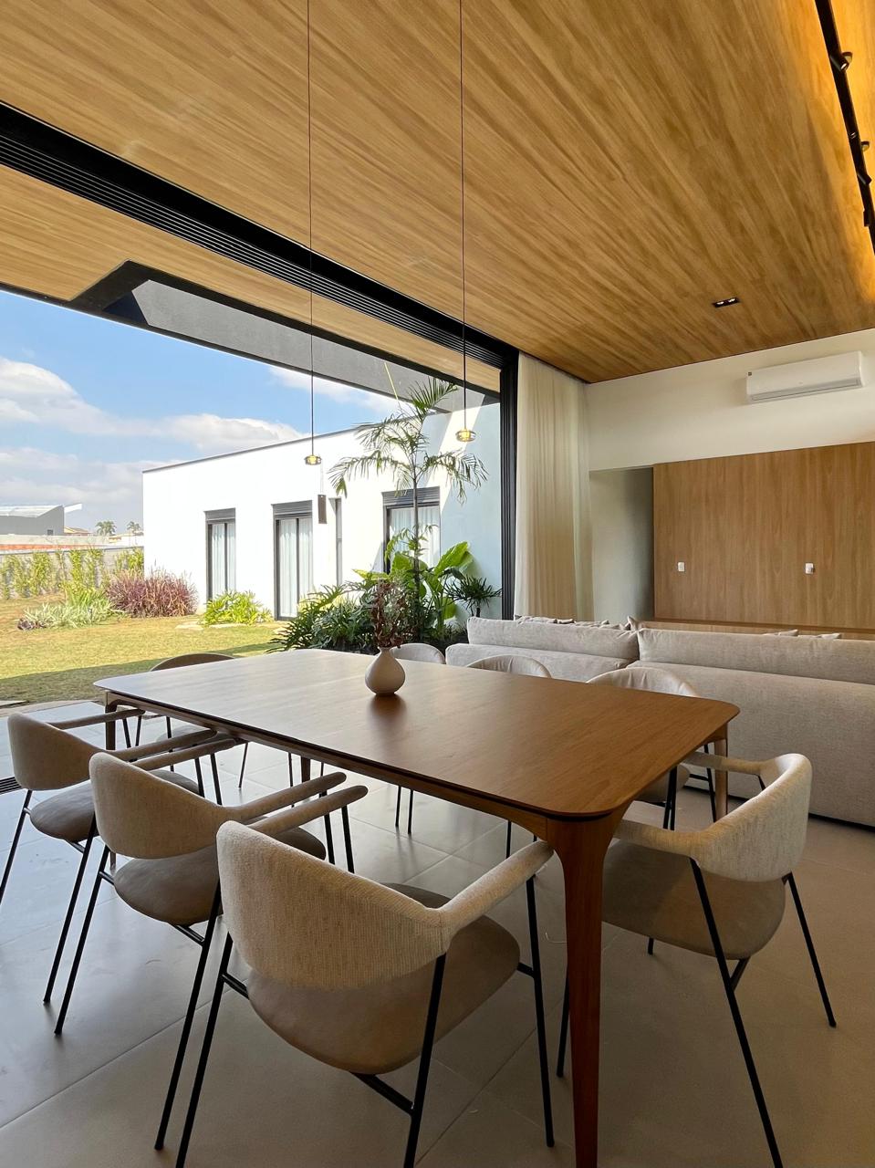 Casa com 3 dormit&oacute;rios &agrave; venda,233 m&sup2; - Condom&iacute;nio Village Ipanema II - Ara&ccedil;oiaba - SP Av: Francisco de Assis Chateaubriand Araçoiaba da Serra - 