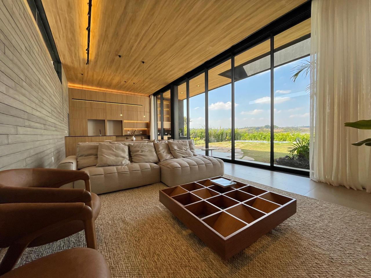 Casa com 3 dormit&oacute;rios &agrave; venda,233 m&sup2; - Condom&iacute;nio Village Ipanema II - Ara&ccedil;oiaba - SP Av: Francisco de Assis Chateaubriand Araçoiaba da Serra - 