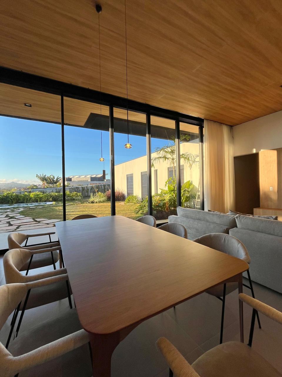 Casa com 3 dormit&oacute;rios &agrave; venda,233 m&sup2; - Condom&iacute;nio Village Ipanema II - Ara&ccedil;oiaba - SP Av: Francisco de Assis Chateaubriand Araçoiaba da Serra - 