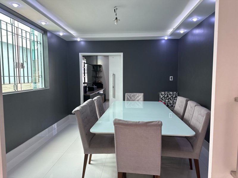 Lindo Sobrado na Vila Madalena com 4 dorms - 300m2 - São Paulo - 