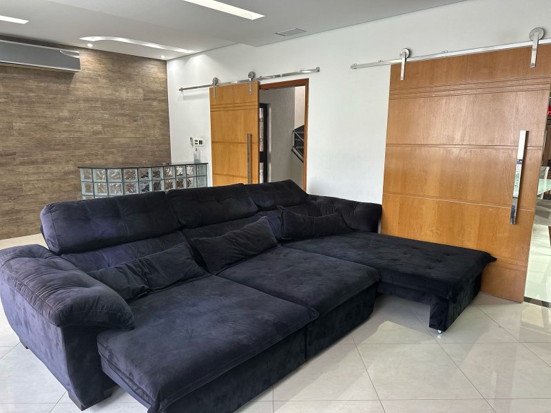 Lindo Sobrado na Vila Madalena com 4 dorms - 300m2 - São Paulo - 