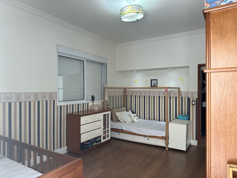 Lindo Sobrado na Vila Madalena com 4 dorms - 300m2 - São Paulo - 