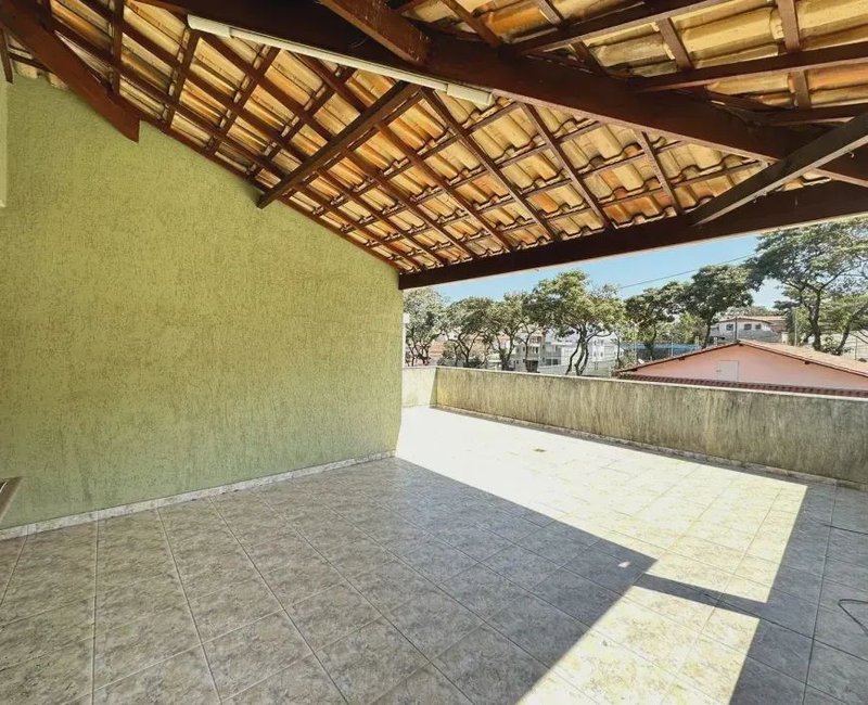 Cobertura com 3 Quartos e 3 banheiros à Venda, 150m² Rua Olavo Bilac Belo Horizonte - 