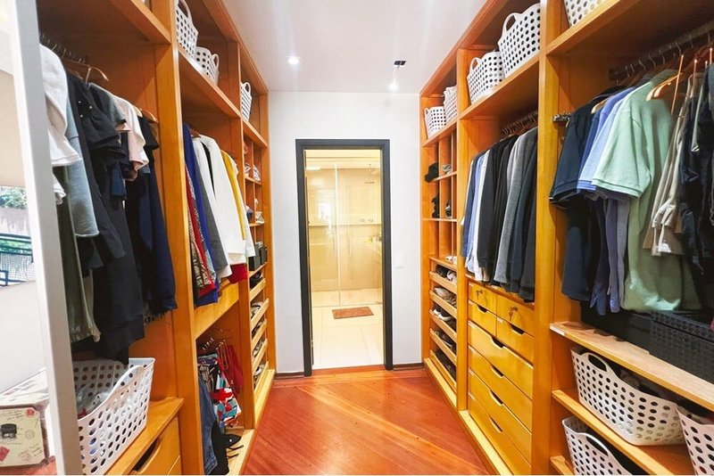 Casa a venda - Parque dos Príncipes - 4 suítes 473m² Darcy Reis São Paulo - 