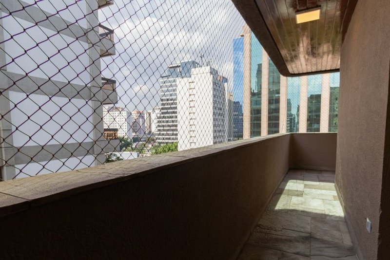 Apartamento a venda - Itaim Bibi - 3 suítes 209m² Lopes Neto São Paulo - 