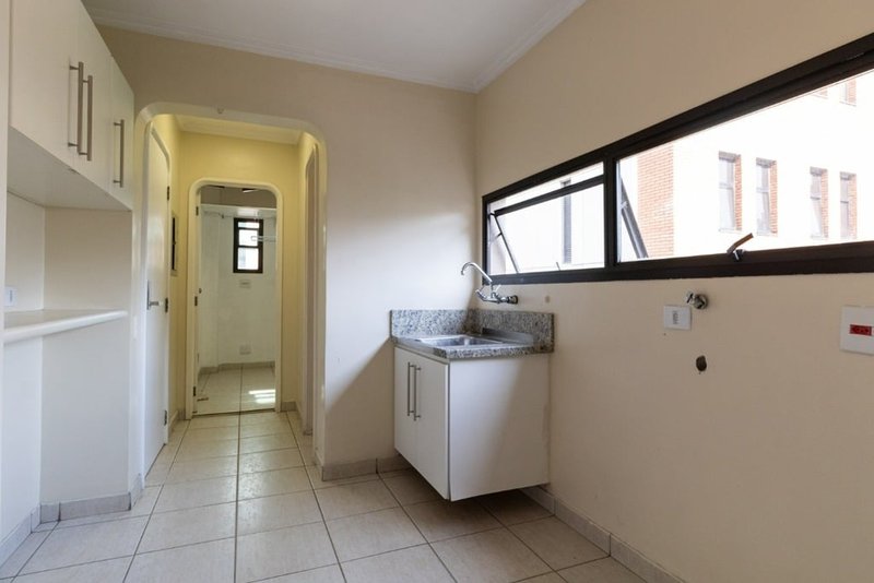 Apartamento a venda - Itaim Bibi - 3 suítes 209m² Lopes Neto São Paulo - 