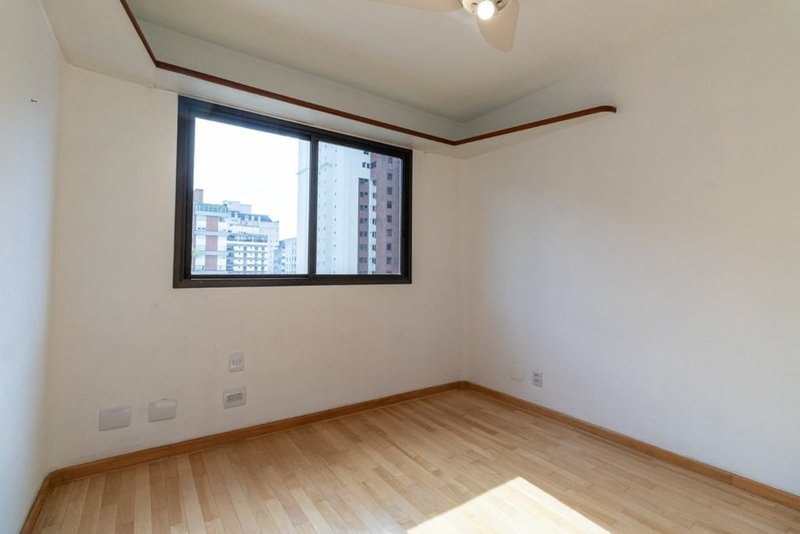 Apartamento a venda - Itaim Bibi - 3 suítes 209m² Lopes Neto São Paulo - 