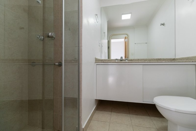 Apartamento a venda - Itaim Bibi - 3 suítes 209m² Lopes Neto São Paulo - 