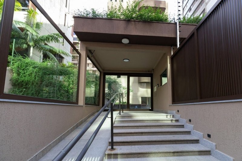Apartamento a venda - Itaim Bibi - 3 suítes 209m² Lopes Neto São Paulo - 