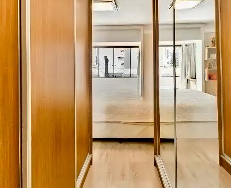 R$ 1.499.000 - EXCELENTE APARTAMENTO- 145M2 - 3 DORM - LAREIRA - INFRA - 2 VAGAS Rua Anita Garibaldi Porto Alegre - 