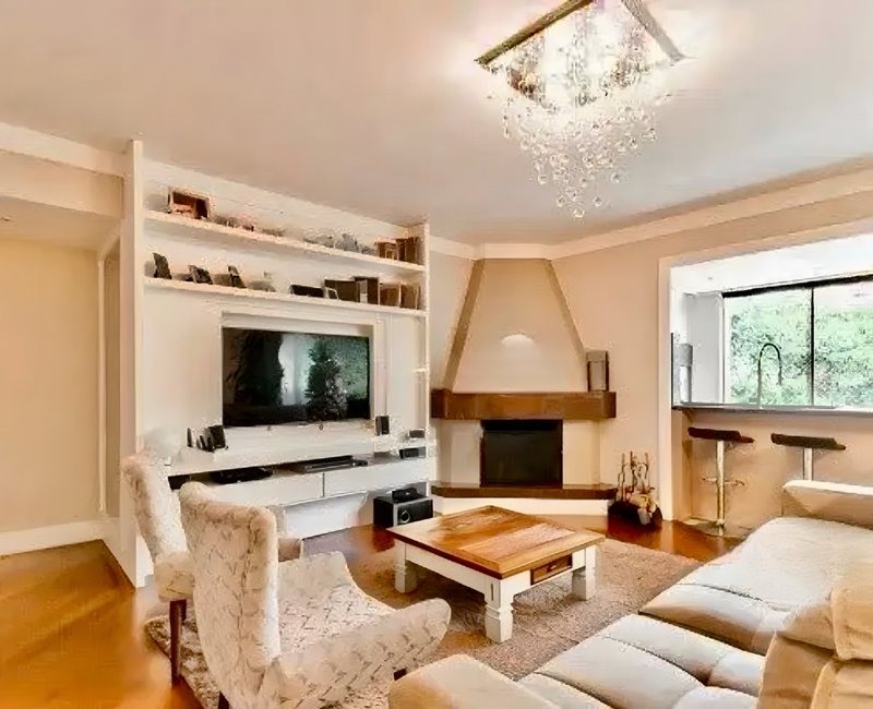 R$ 1.499.000 - EXCELENTE APARTAMENTO- 145M2 - 3 DORM - LAREIRA - INFRA - 2 VAGAS Rua Anita Garibaldi Porto Alegre - 