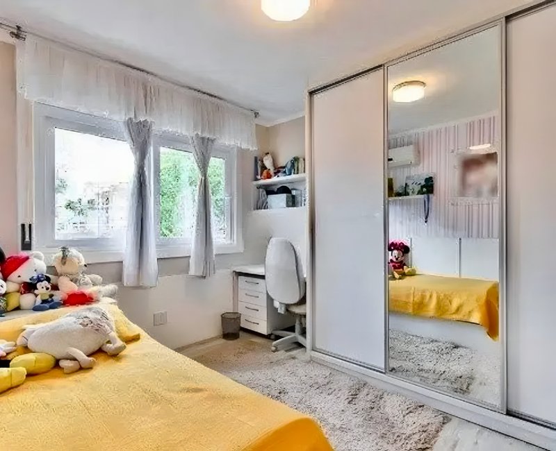 R$ 1.499.000 - EXCELENTE APARTAMENTO- 145M2 - 3 DORM - LAREIRA - INFRA - 2 VAGAS Rua Anita Garibaldi Porto Alegre - 