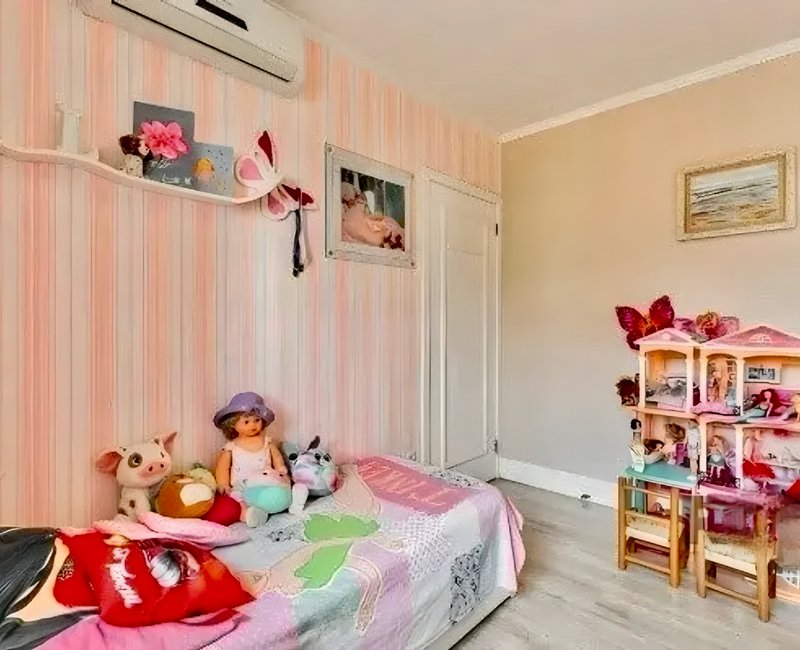 R$ 1.499.000 - EXCELENTE APARTAMENTO- 145M2 - 3 DORM - LAREIRA - INFRA - 2 VAGAS Rua Anita Garibaldi Porto Alegre - 