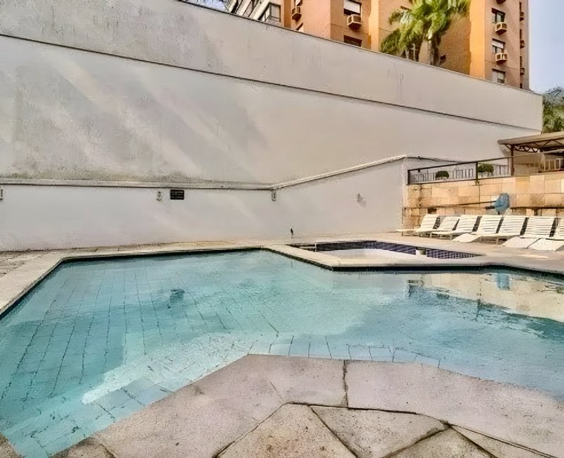 R$ 1.499.000 - EXCELENTE APARTAMENTO- 145M2 - 3 DORM - LAREIRA - INFRA - 2 VAGAS Rua Anita Garibaldi Porto Alegre - 