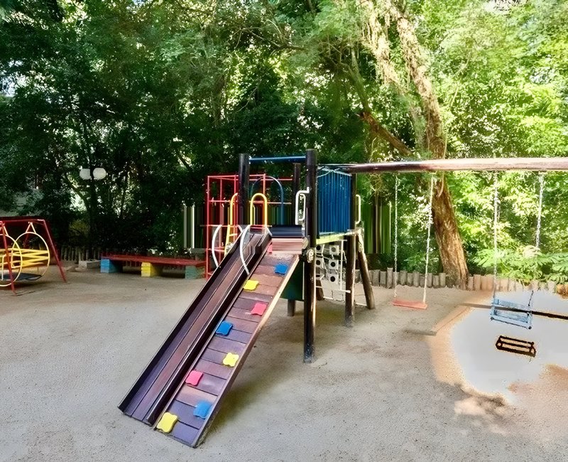 R$ 1.499.000 - EXCELENTE APARTAMENTO- 145M2 - 3 DORM - LAREIRA - INFRA - 2 VAGAS Rua Anita Garibaldi Porto Alegre - 