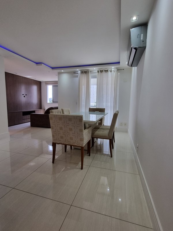 ALUGA-SE APT 70M2 MOBILIADO – INCRÍVEL – AR CONDICIONADO TODOS OS CÔMODOS Avenida Marquês de São Vicente São Paulo - 