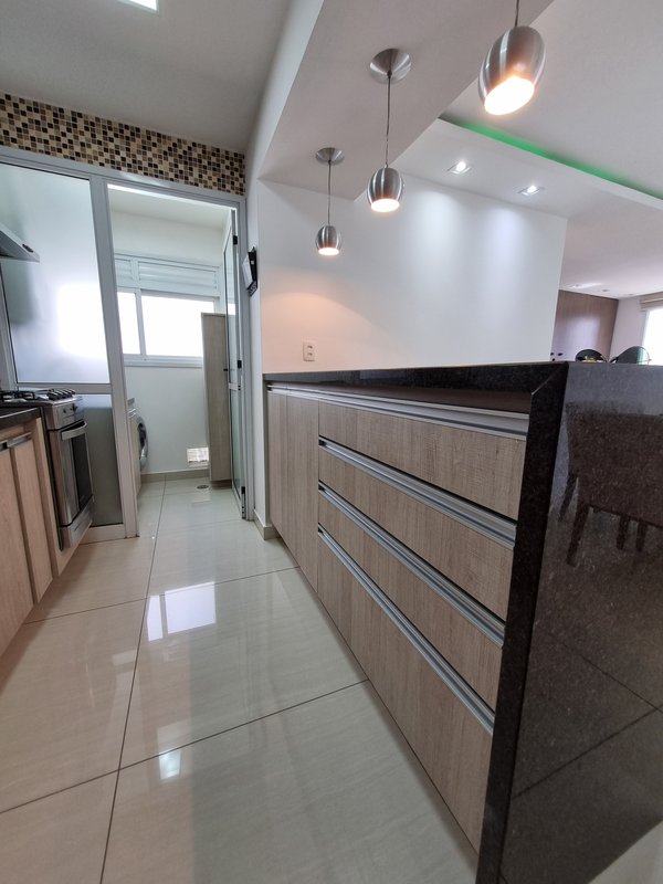 ALUGA-SE APT 70M2 MOBILIADO – INCRÍVEL – AR CONDICIONADO TODOS OS CÔMODOS Avenida Marquês de São Vicente São Paulo - 