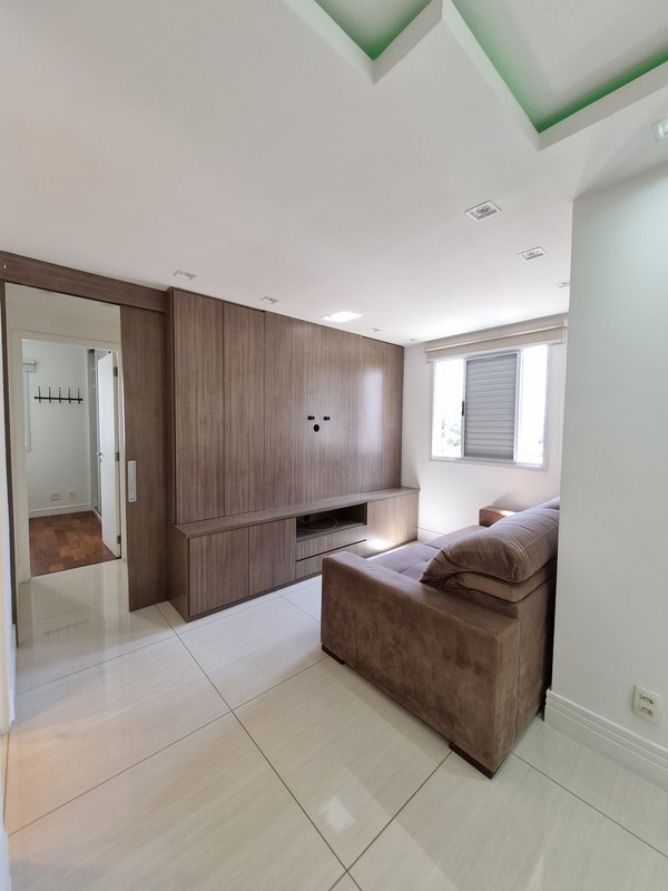 ALUGA-SE APT 70M2 MOBILIADO – INCRÍVEL – AR CONDICIONADO TODOS OS CÔMODOS Avenida Marquês de São Vicente São Paulo - 