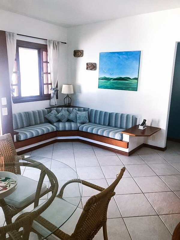Casa encantadora localizada no condomínio Morada do Pontal, em Angra dos Reis - Angra dos Reis - 