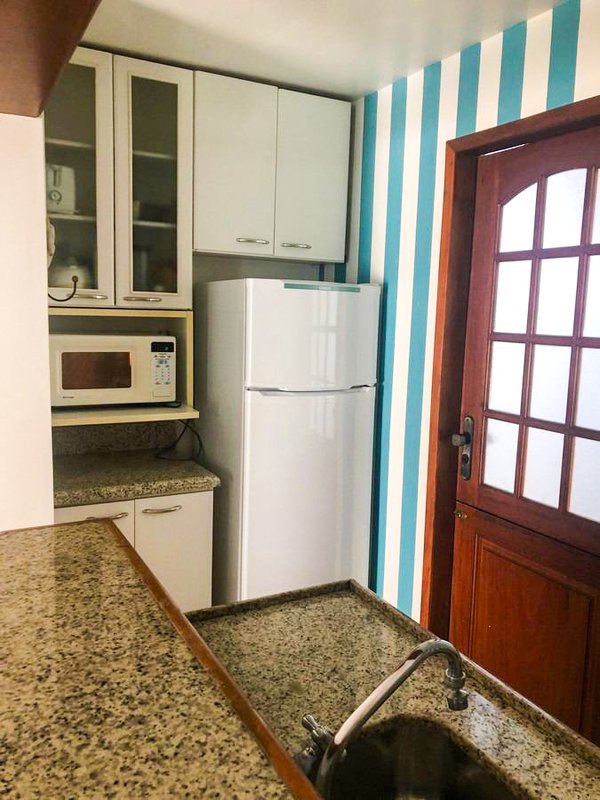 Casa encantadora localizada no condomínio Morada do Pontal, em Angra dos Reis - Angra dos Reis - 