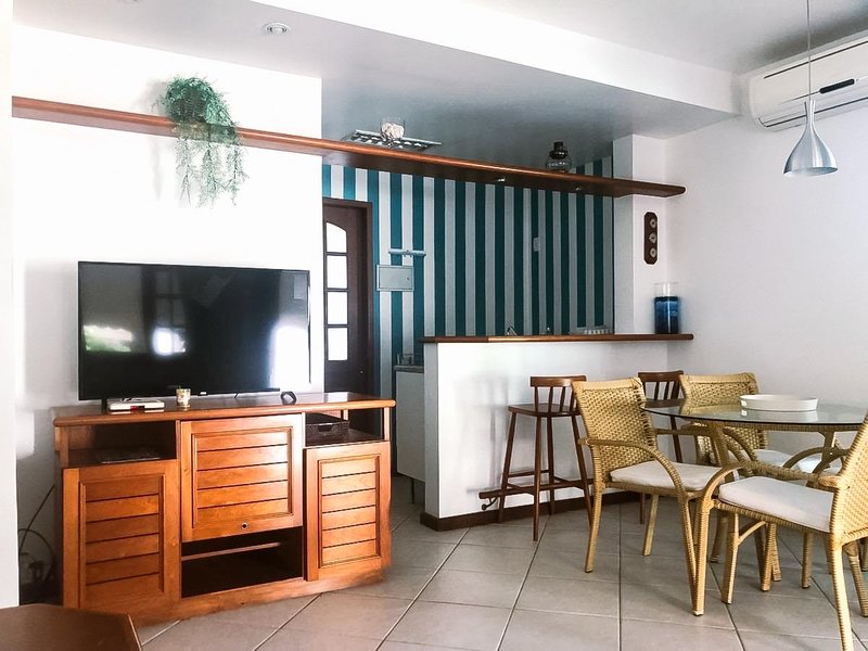 Casa encantadora localizada no condomínio Morada do Pontal, em Angra dos Reis - Angra dos Reis - 