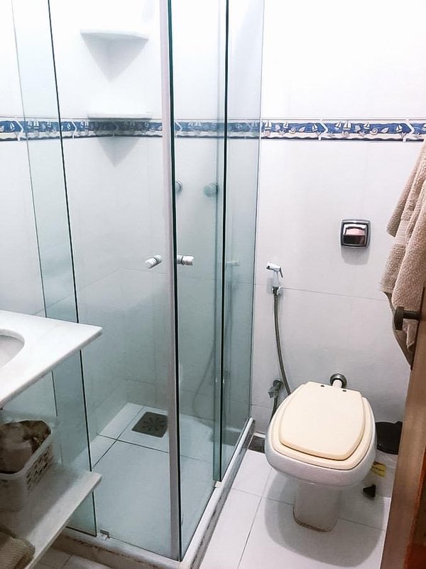 Casa encantadora localizada no condomínio Morada do Pontal, em Angra dos Reis - Angra dos Reis - 
