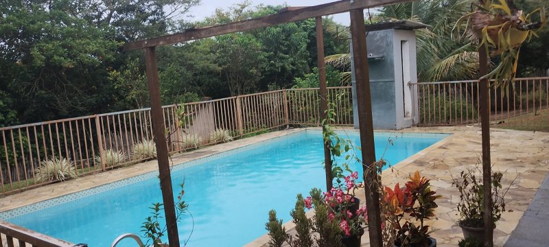 Chácara com 1.600 metros em Caçapava, S.P - Caçapava - 