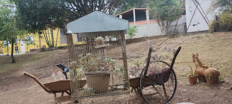 Chácara com 1.600 metros em Caçapava, S.P - Caçapava - 