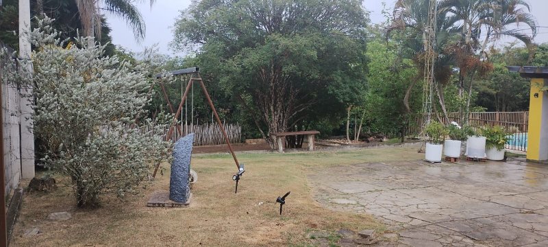 Chácara com 1.600 metros em Caçapava, S.P - Caçapava - 