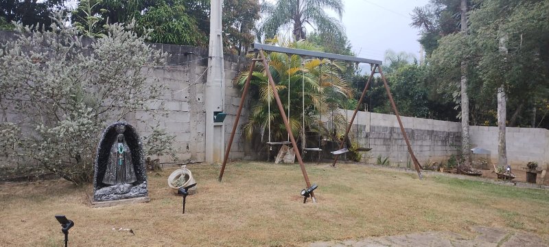 Chácara com 1.600 metros em Caçapava, S.P - Caçapava - 