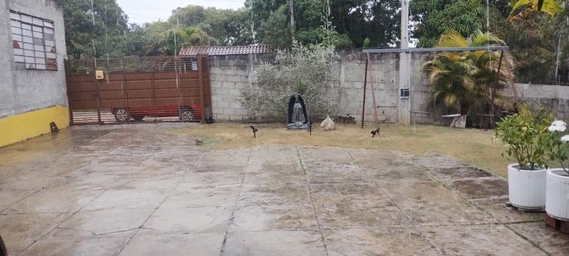 Chácara com 1.600 metros em Caçapava, S.P - Caçapava - 