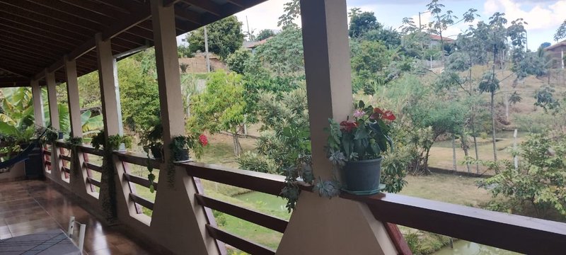 Chácara com 1.100 metros no condomínio em Caçapava SP - Caçapava - 
