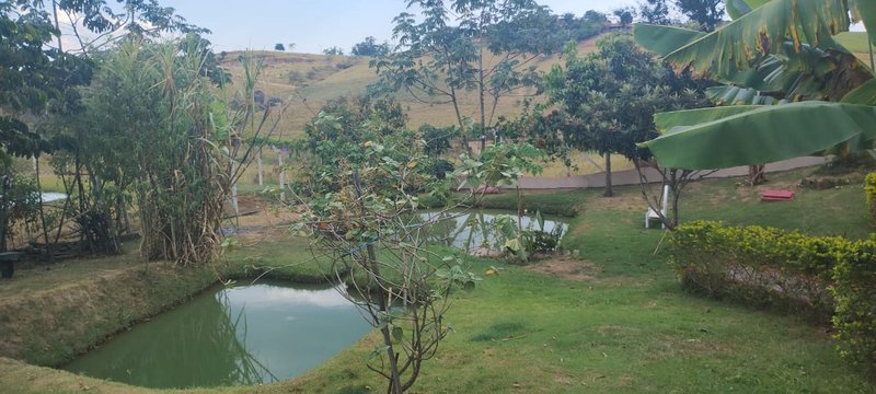 Chácara com 1.100 metros no condomínio em Caçapava SP - Caçapava - 