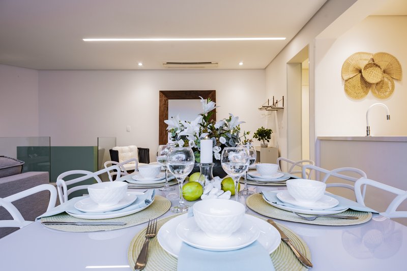 APARTAMENTO DUPLEX EM RIVIERA DE SÃO LOURENÇO C/ 3 DORMITÓRIOS Alameda das Conchas Bertioga - 
