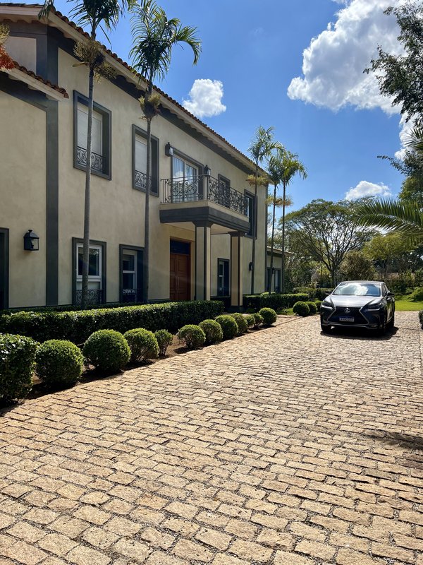 CASA CLÁSSICA EM QUINTA DA BARONEZA Alameda das Imburanas Bragança Paulista - 