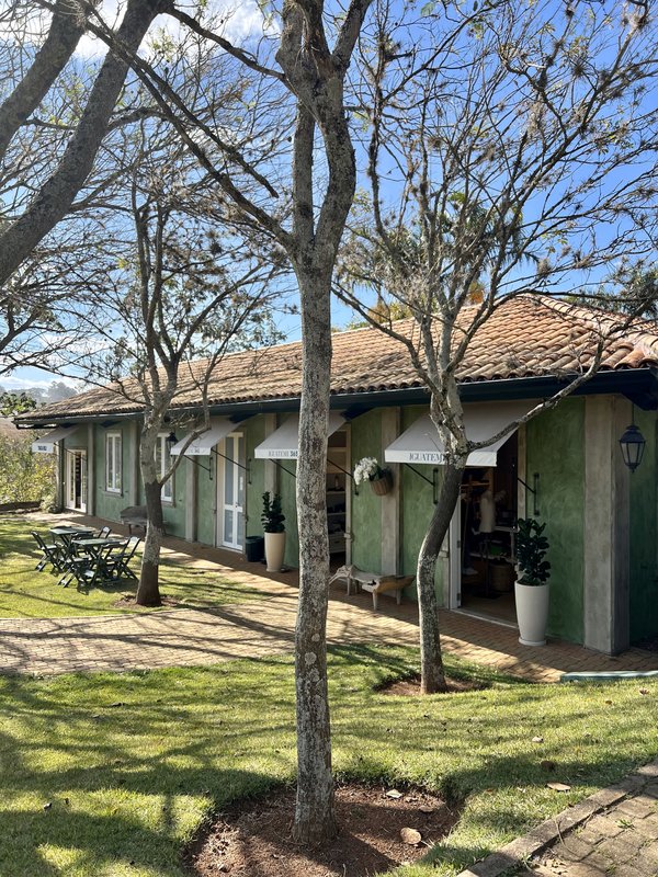 CASA CLÁSSICA EM QUINTA DA BARONEZA Alameda das Imburanas Bragança Paulista - 