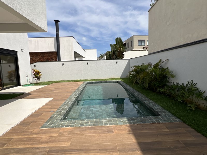 CASA SOFISTICADA E BEM PLANEJADA EM ALPHAVILLE NOVA ESPLANADA Alameda Londres Votorantim - 