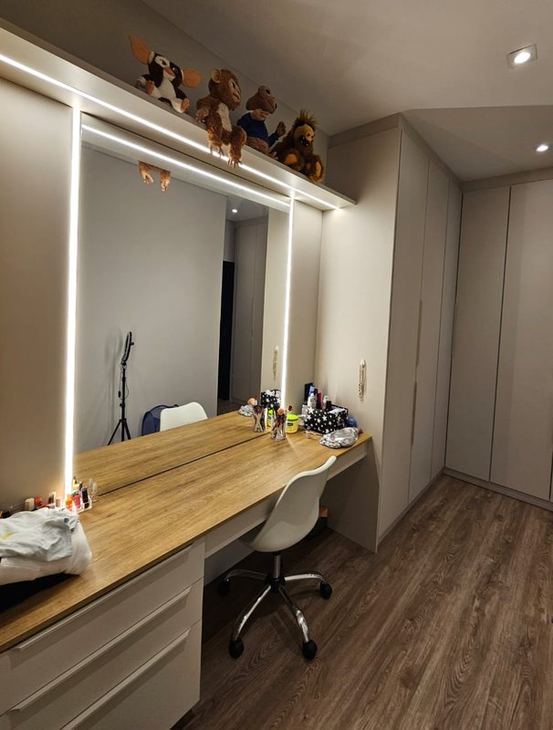 CASA COM LAGO DE CARPAS ESPETACULAR Rodovia Raposo Tavares Sorocaba - 
