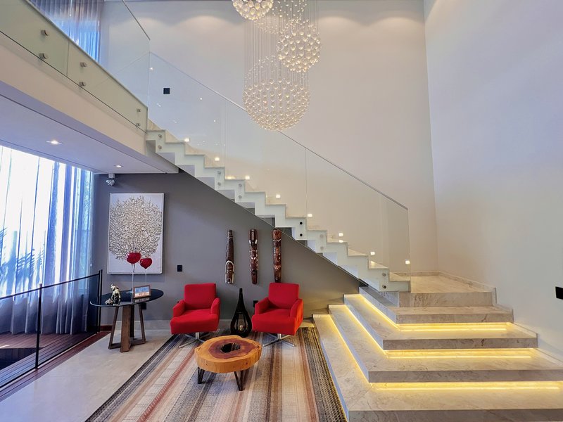 CASA COM LAGO DE CARPAS ESPETACULAR Rodovia Raposo Tavares Sorocaba - 